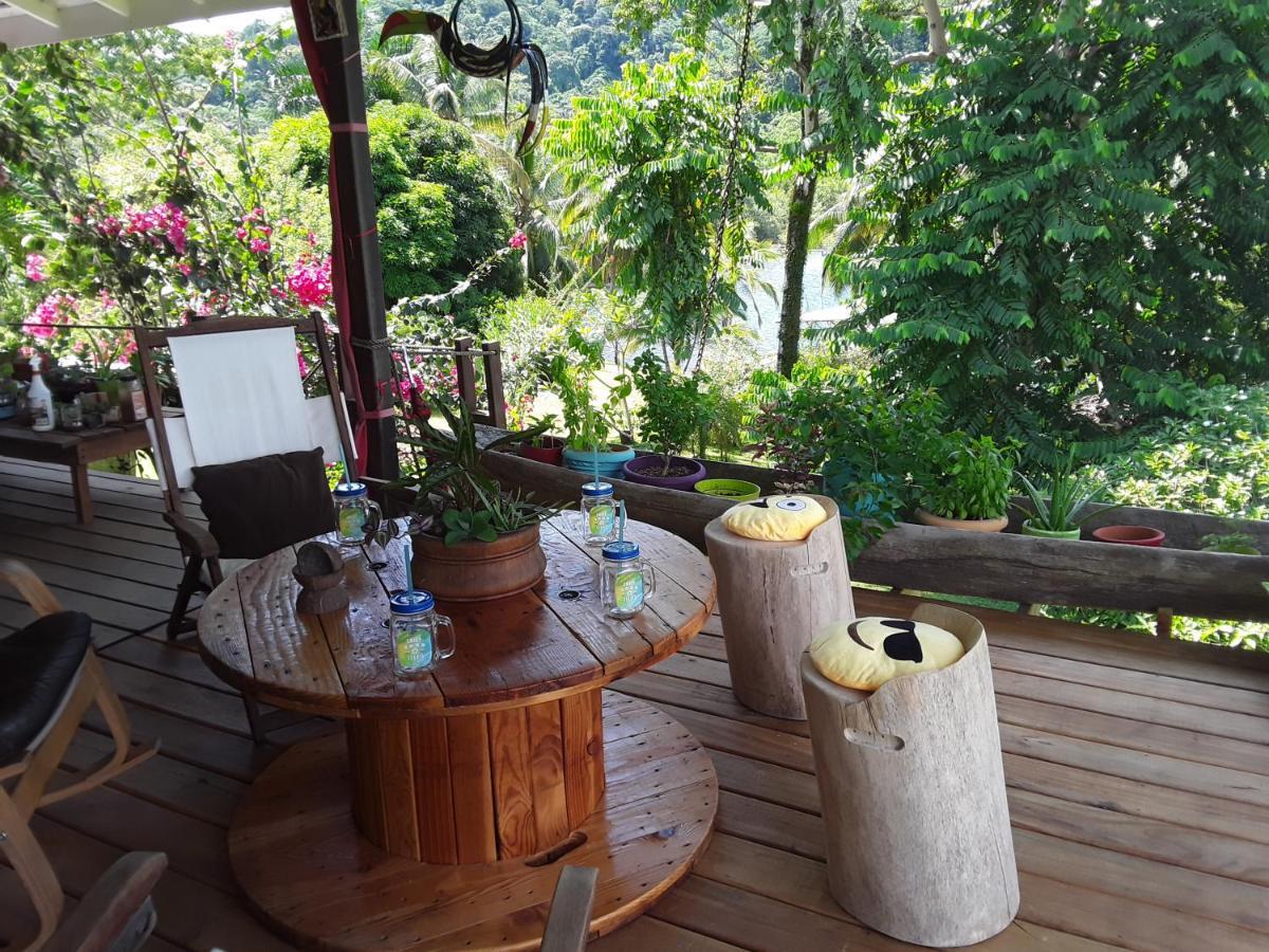 Tierra Oscura El Toucan Loco Floating Lodges المظهر الخارجي الصورة